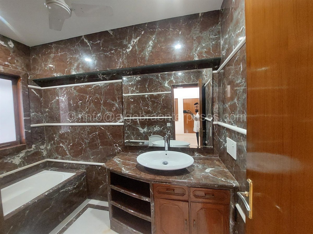 Shanti Niketan (ag1247)