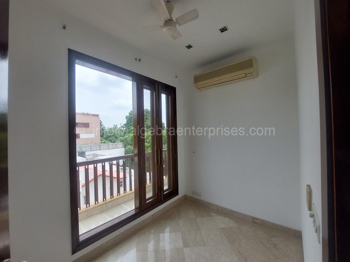 Shanti Niketan (ag1275)