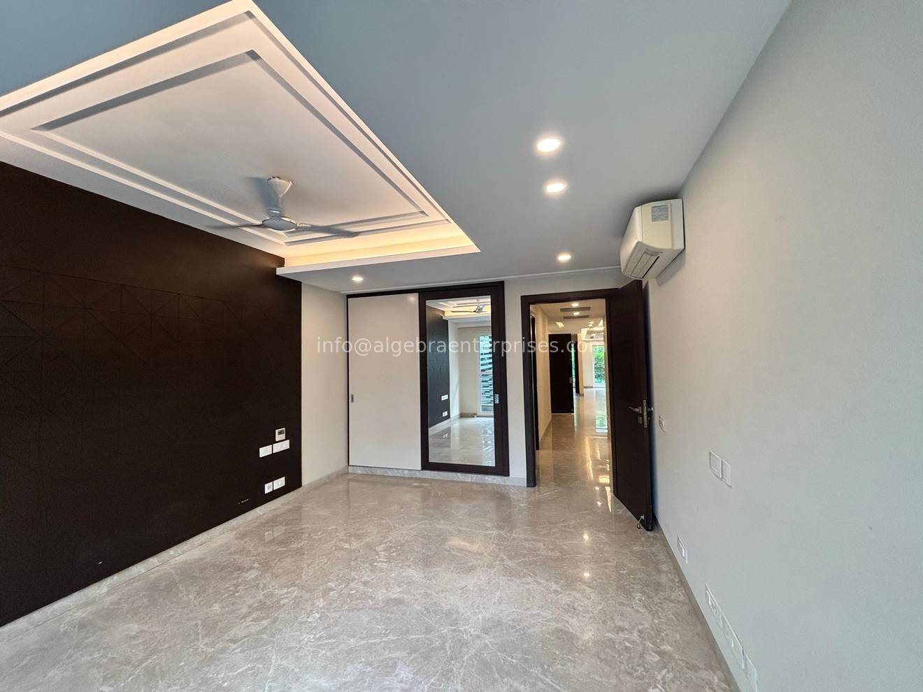 Vasant Vihar (ag660-2)