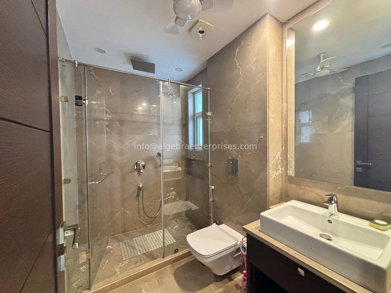 Vasant Vihar (ag660-2)