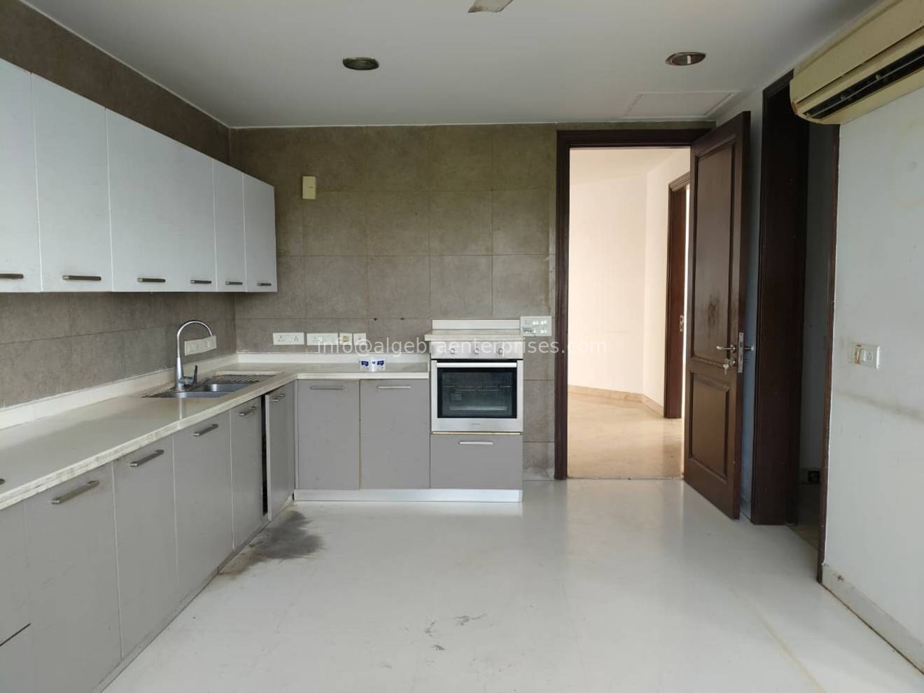 Shanti Niketan (ag214-1)