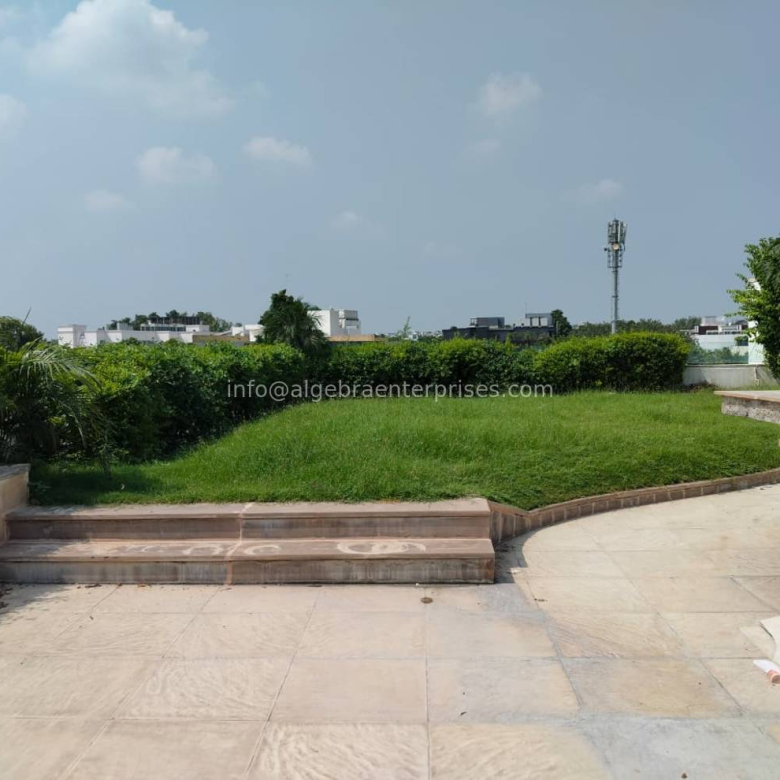 Shanti Niketan (ag214-1)