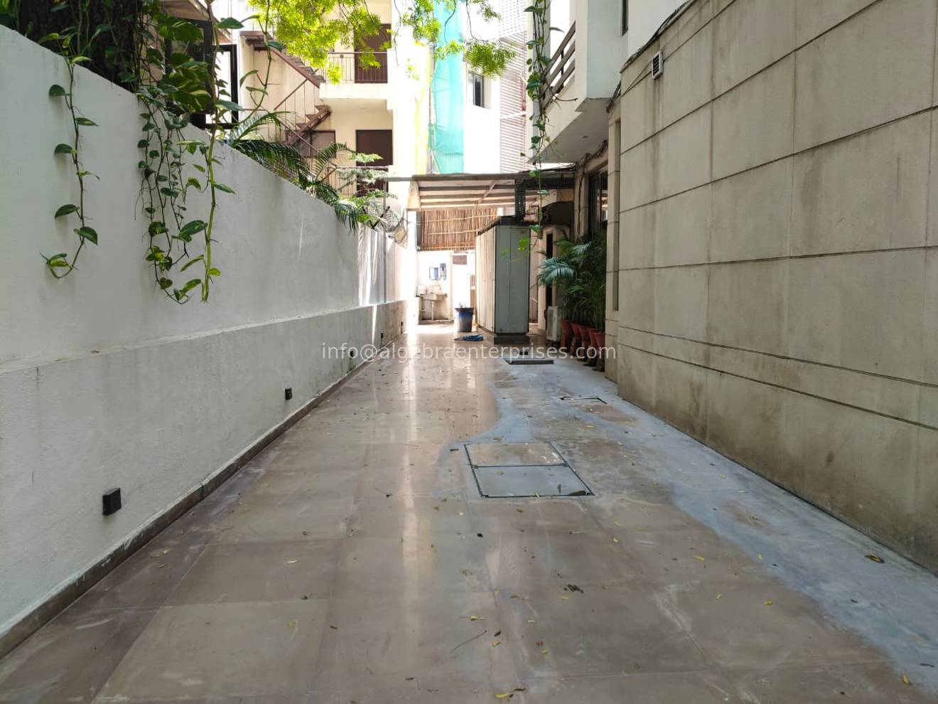 Shanti Niketan (ag214-1)