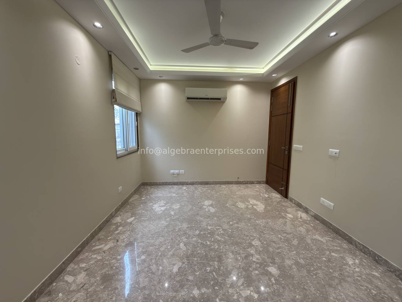 SafdarJung Enclave (ag1566-2)
