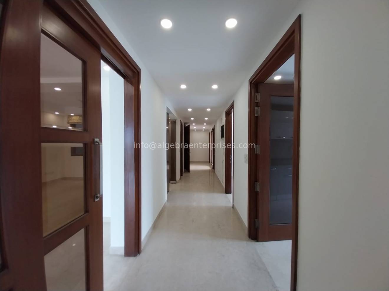 SafdarJung Enclave (ag1721-1)