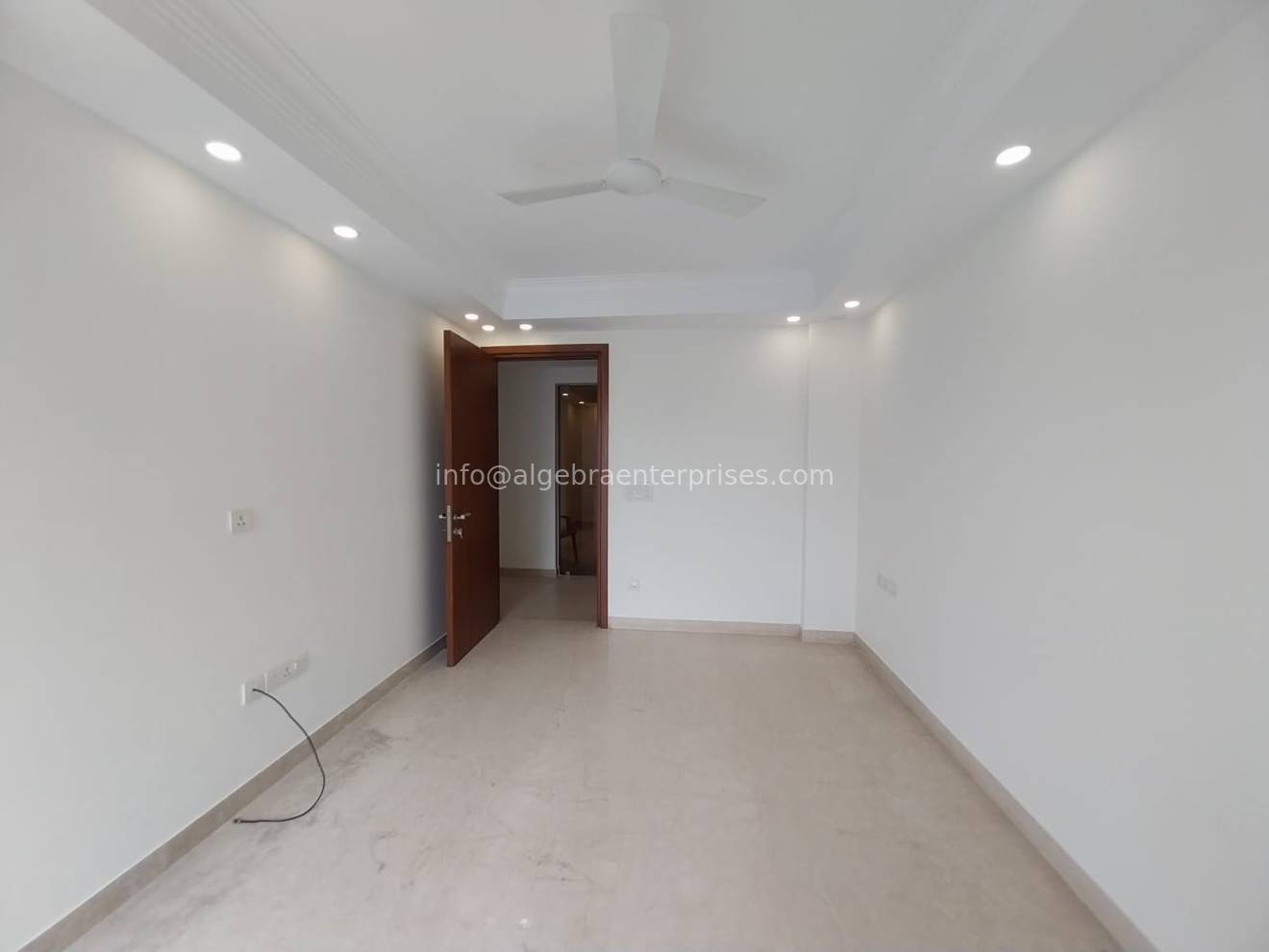 SafdarJung Enclave (ag1721-1)