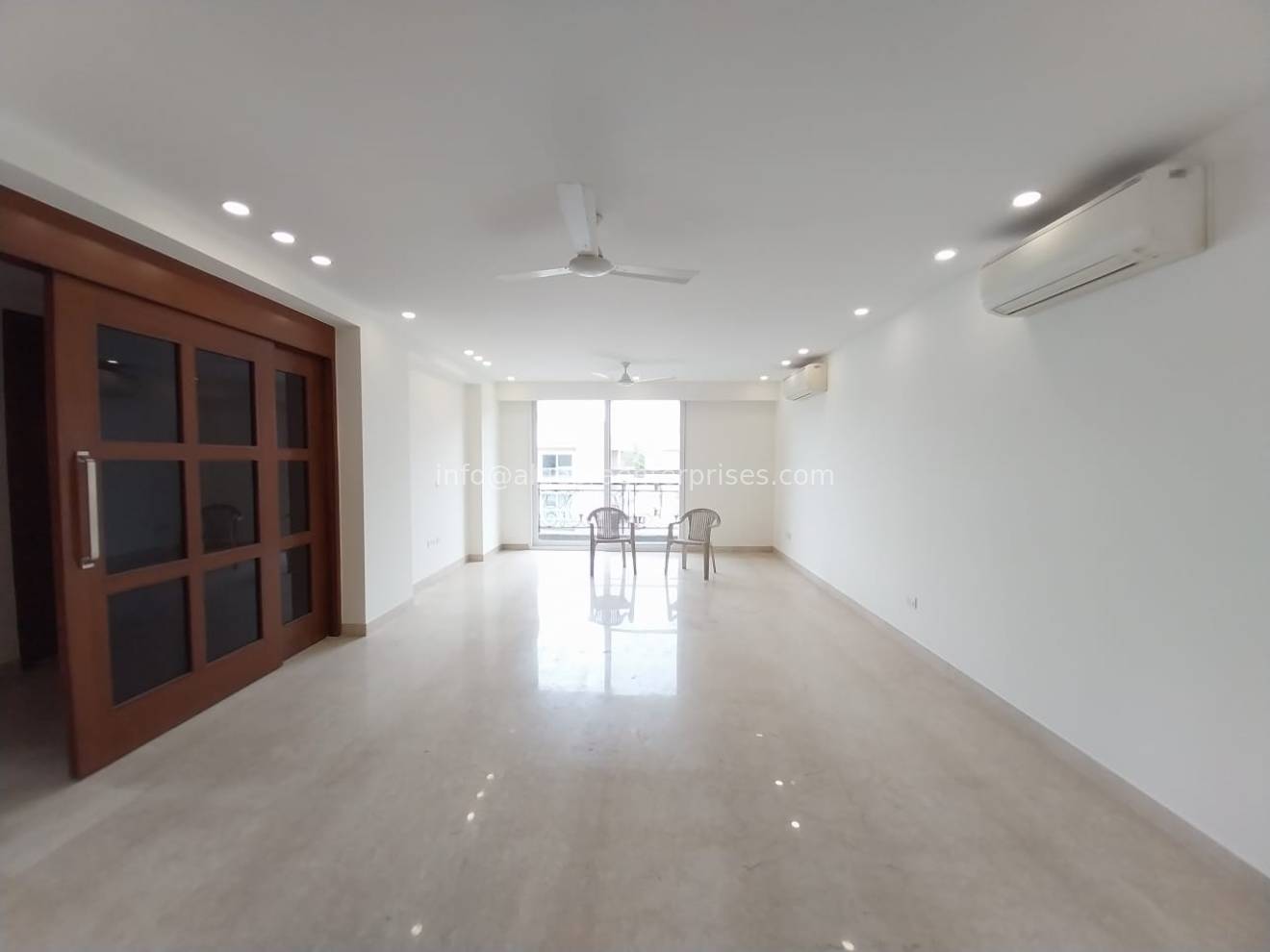 SafdarJung Enclave (ag1721-1)