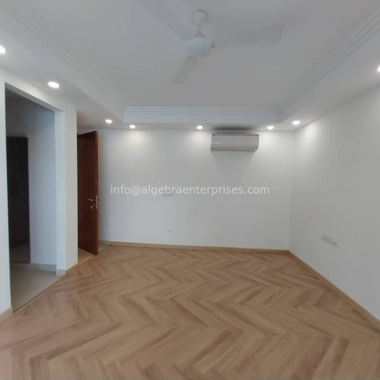 SafdarJung Enclave (ag1721-1)