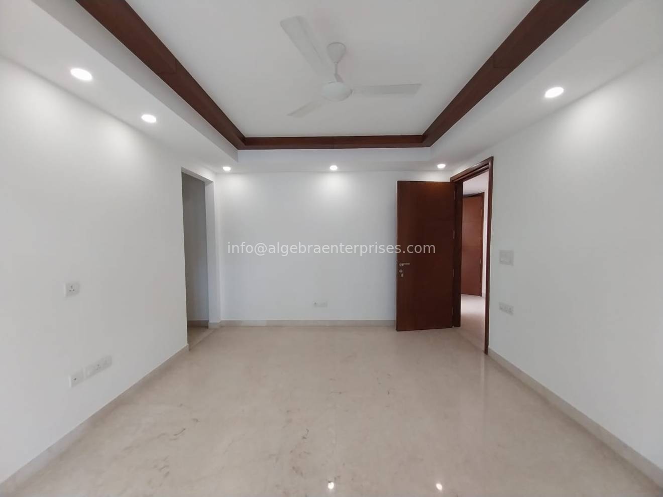 SafdarJung Enclave (ag1721-1)