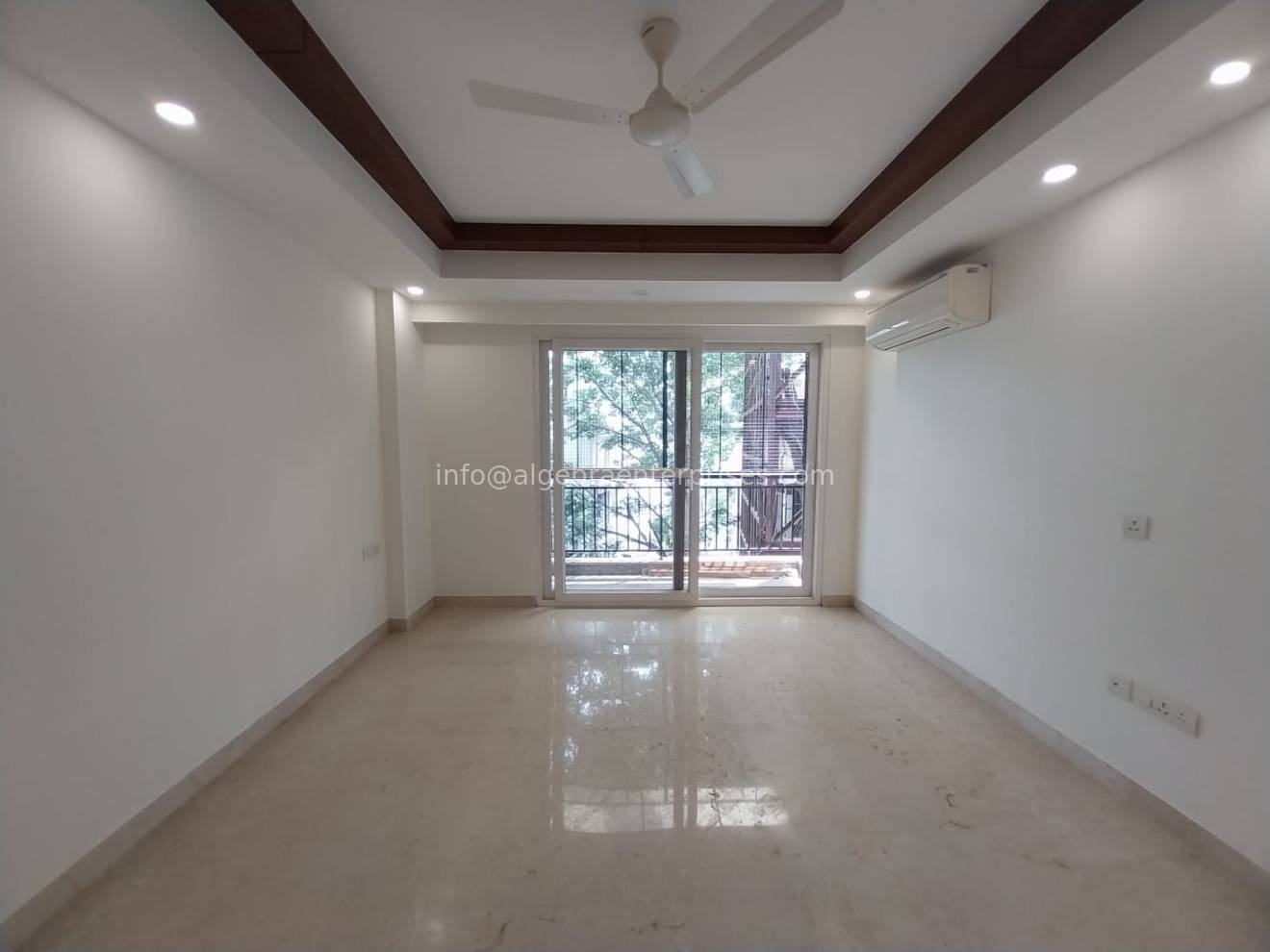 SafdarJung Enclave (ag1721-1)